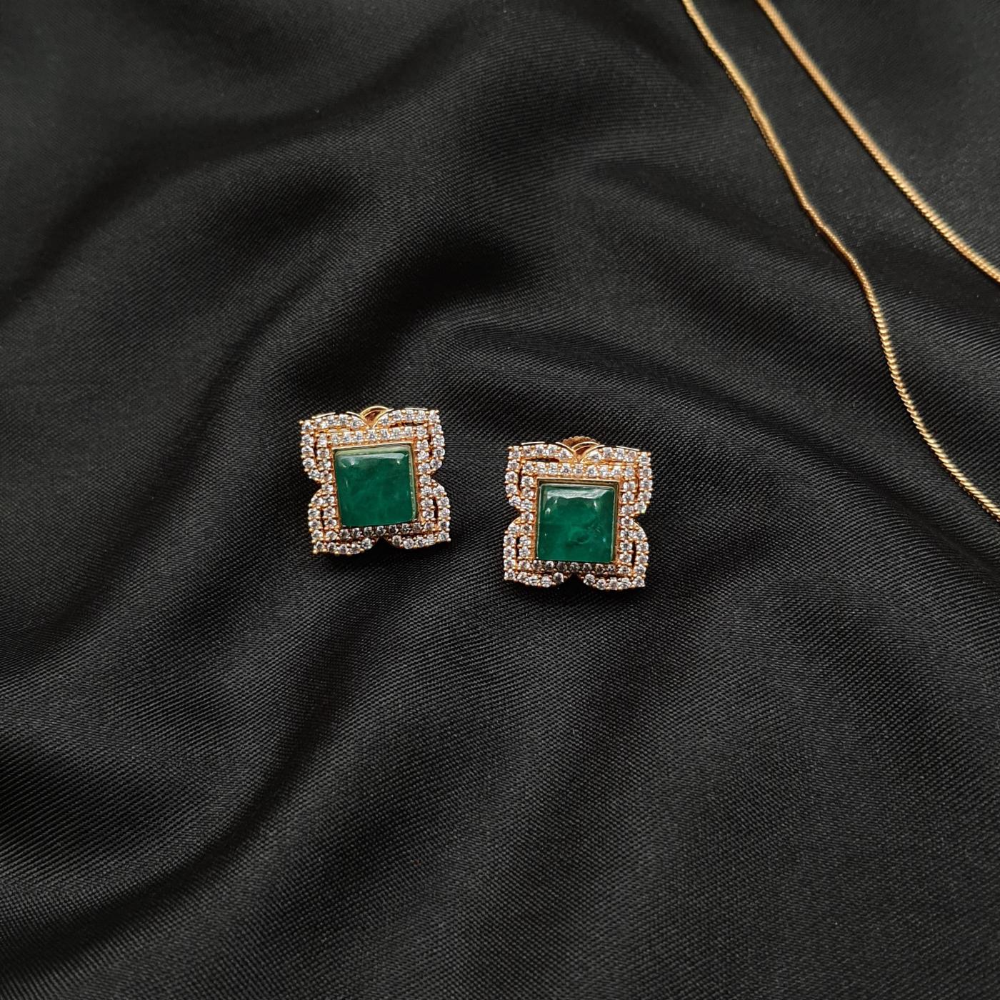Amrapali Pendant Set - AMPS 1 Green Gold