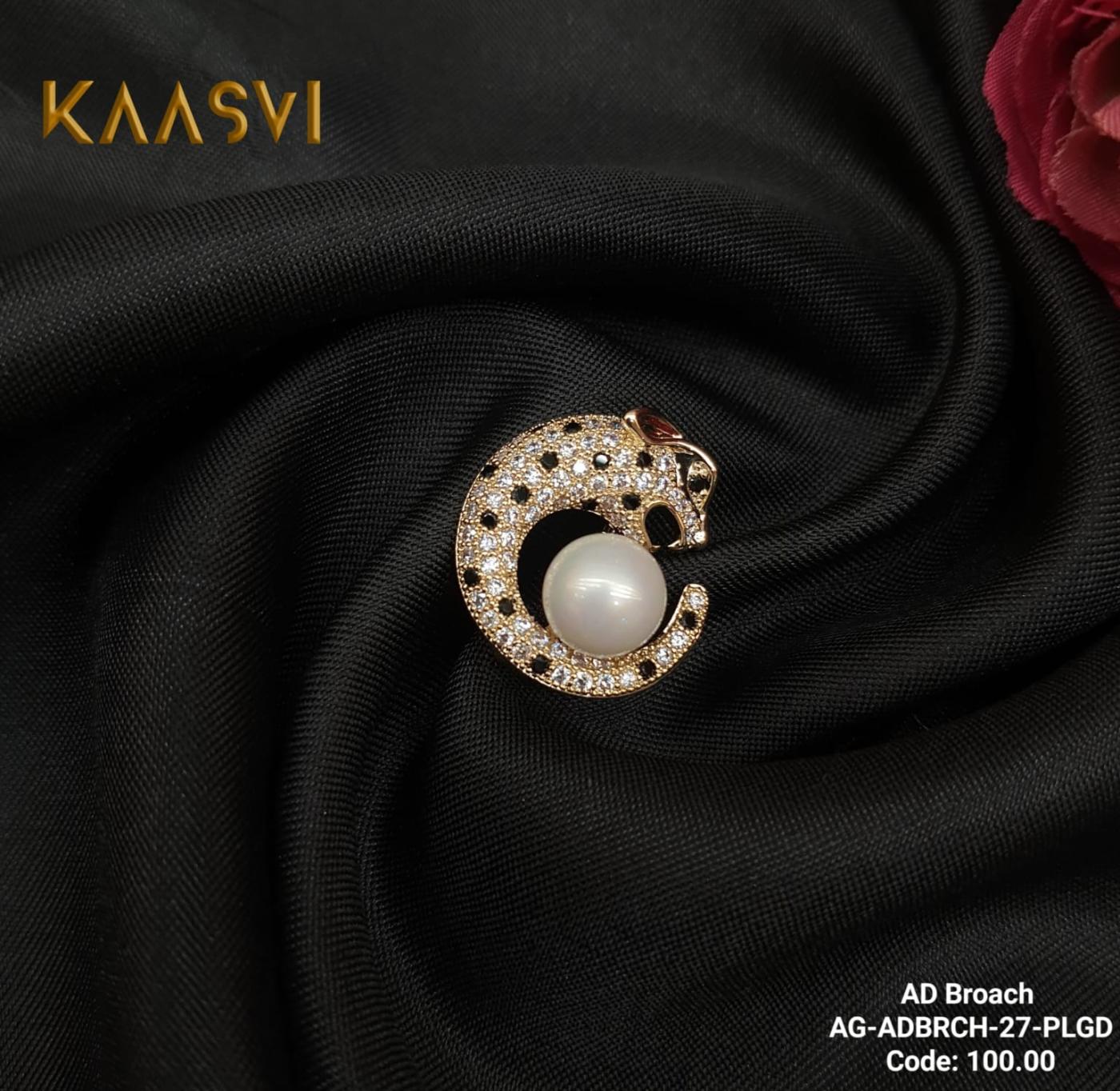 Brooch-27-Pearl Gold