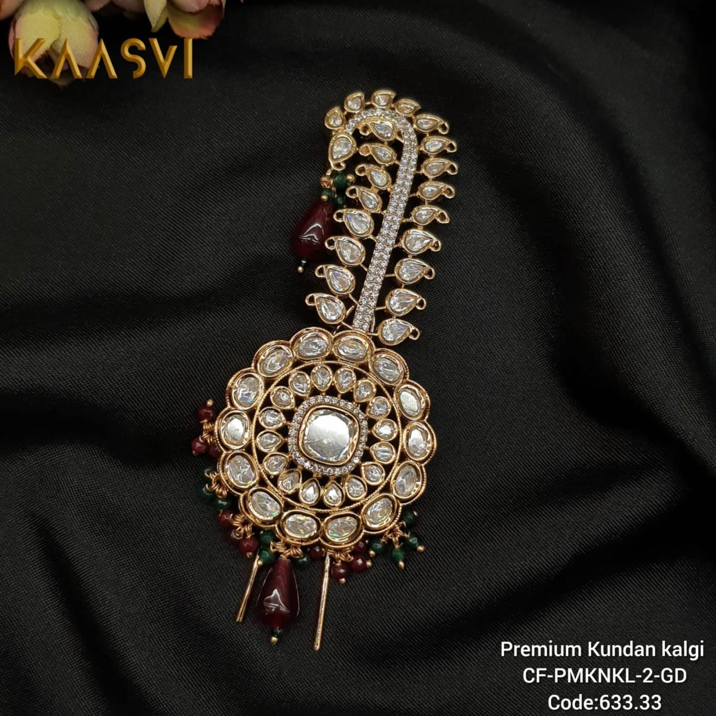 Brooch -2- Gold