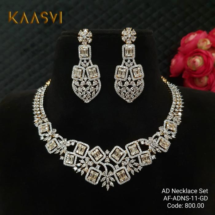 Necklace-11-Gold