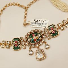 Amrapali Chokar Set 1 Multi Gold